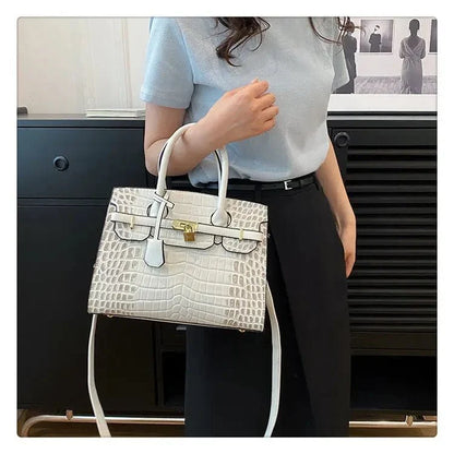 Bolsa Feminina em Couro PU Textura Croco Modelo Blinkin